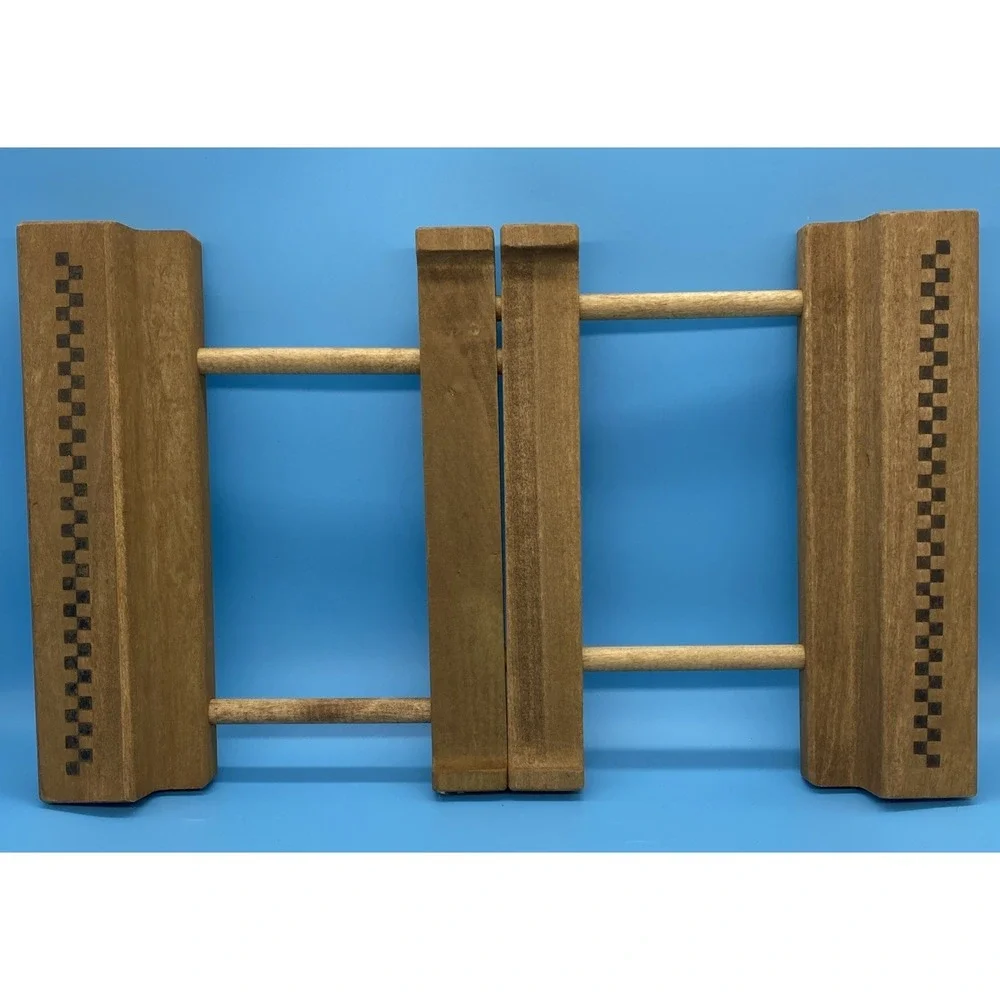 Pampered‎ Chef Wooden Casserole Dish Trivet 2130 Adjustable Stoneware Pot Holder